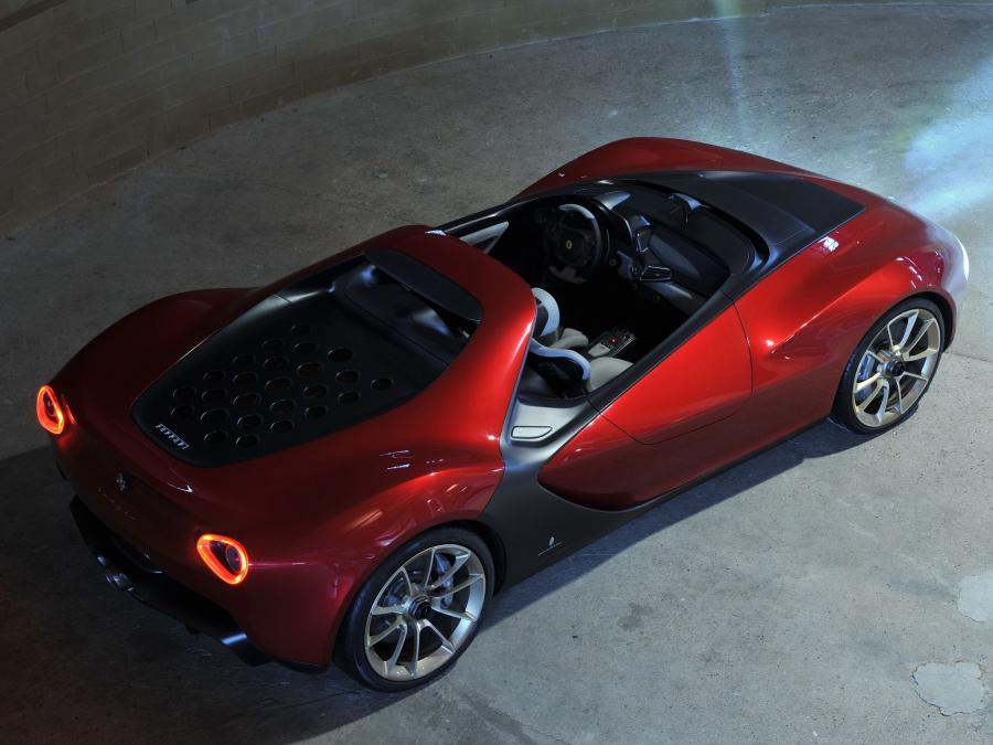  Ferrari Sergio 2013 года  (фото 14 из 16)